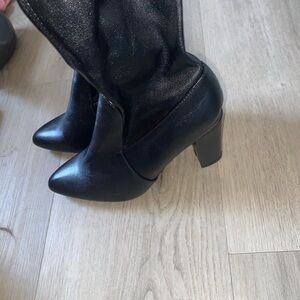 BLACK FAUX LEATHER THIGH HIGH BOOTS 🖤